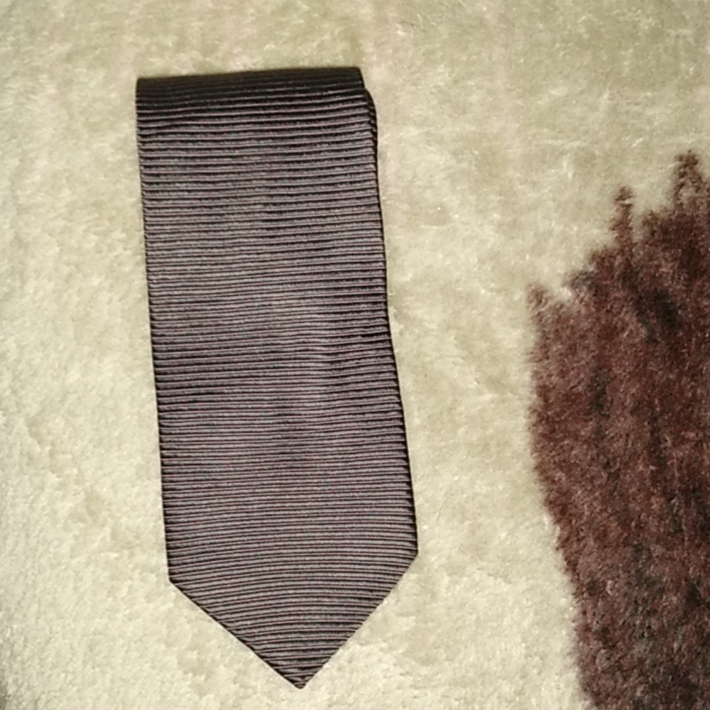 Neck tie
